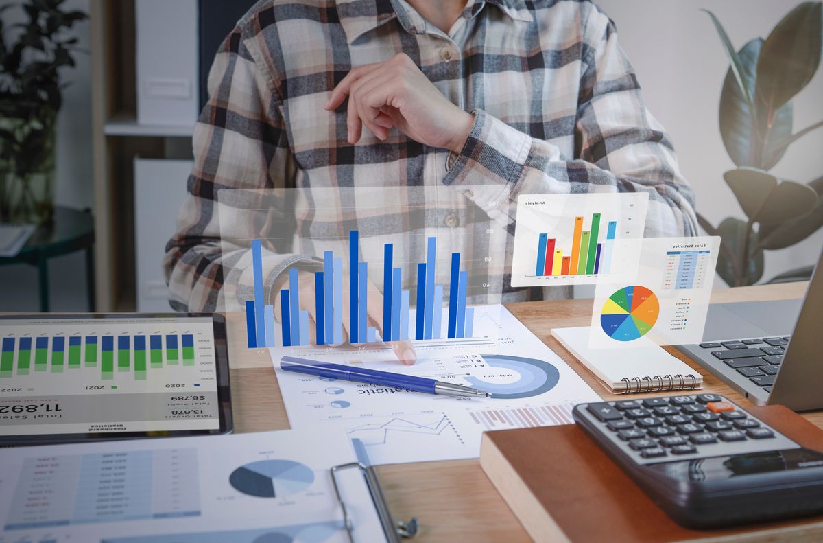 Why to Switch from Sales - CRM to Sales - Deal Closure Platform