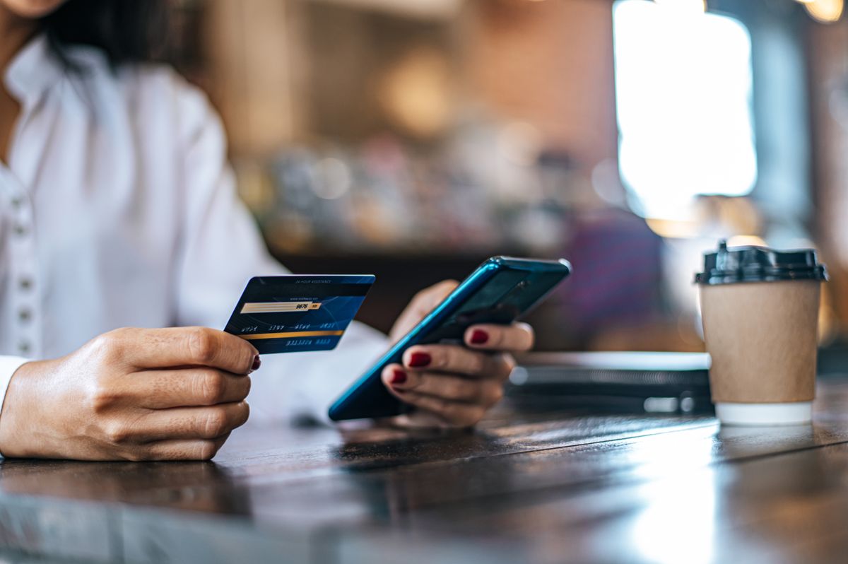 Handle Chargebacks Like a Pro and Protect Your Business